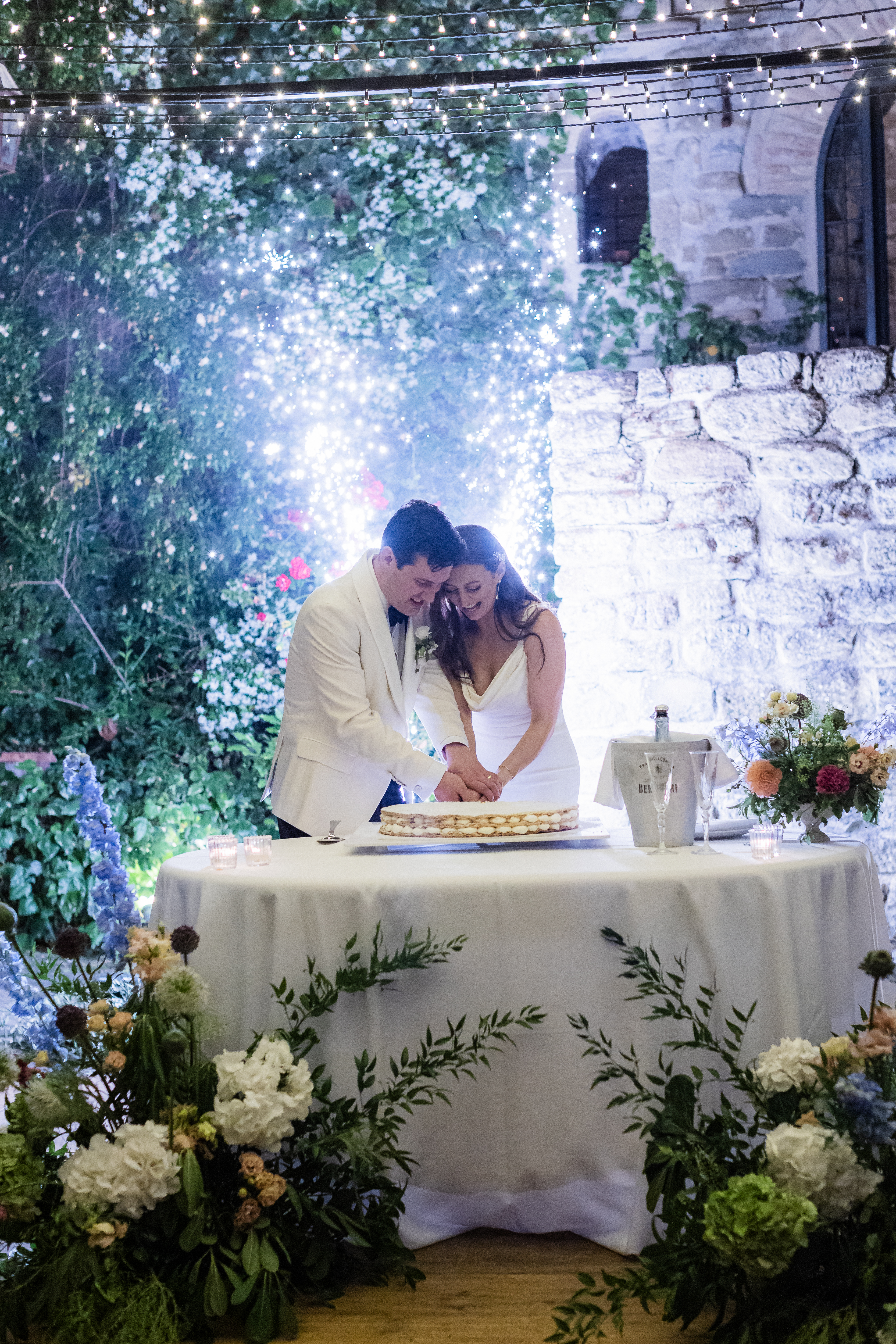 Elegant destination wedding ceremony designed in Italy